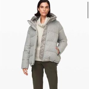 Lululemon Wunder Puff Jacket *Wool
Heathered Silver Graphite size6 NWT